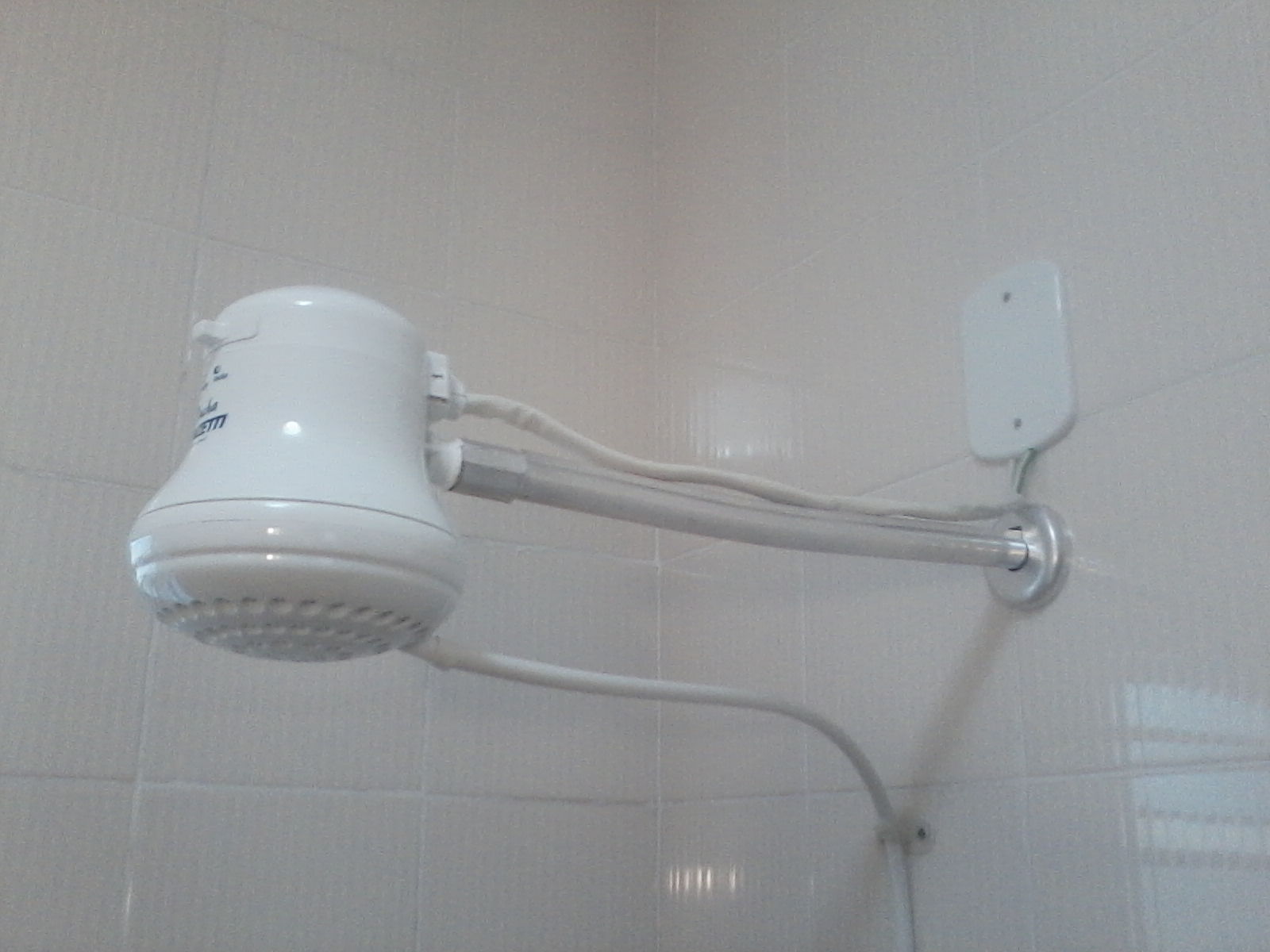 Chuveiro Elétrico em Mogi das Cruzes: Instalação, Manutenção e Segurança com Eletricista chuveiro eletrico 1